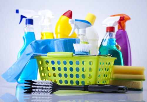 Professional oven cleaner servicing a family kitchen in Enfield